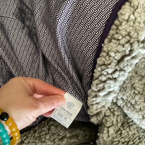 NIB USA PALM 🌴Reversible Sherpa Full Zip Hoodie - Picture 13 of 15